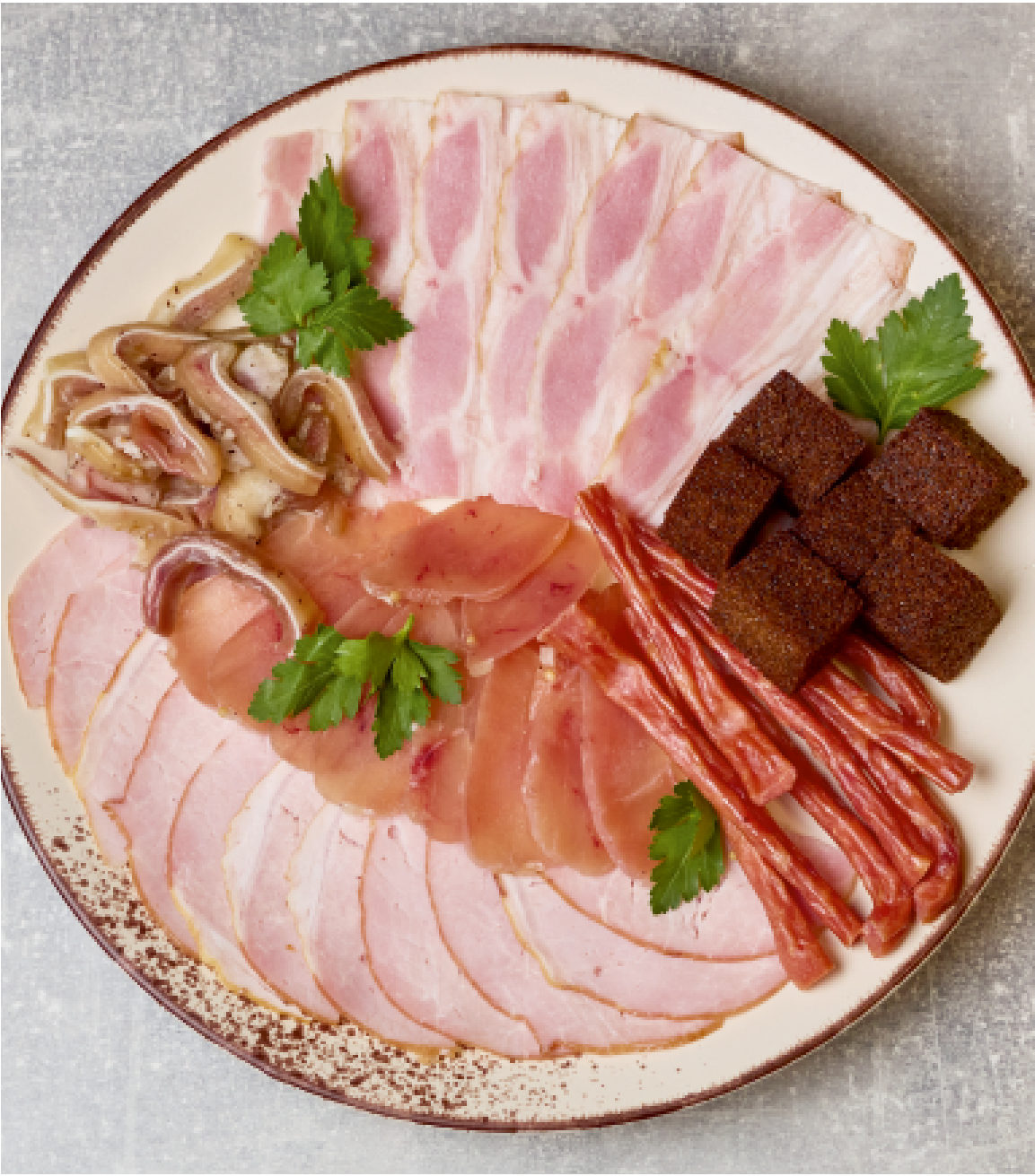 Мясная тарелка